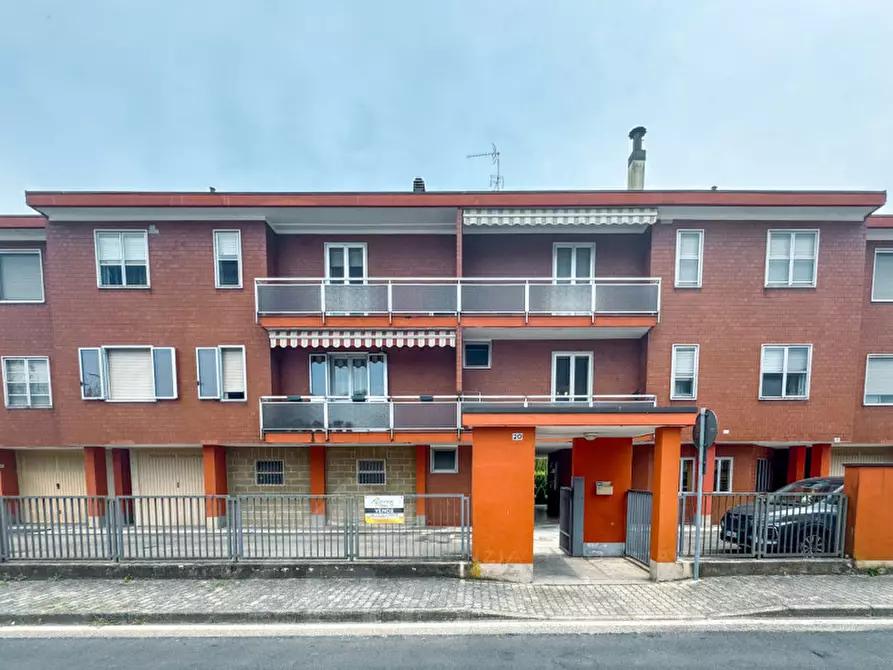 Immagine 2 di Appartamento in vendita  in via circonvallazione  20 a Momo