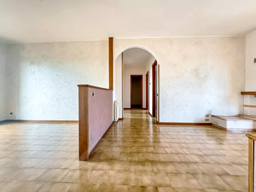 Immagine 4 di Appartamento in vendita  in via circonvallazione  20 a Momo