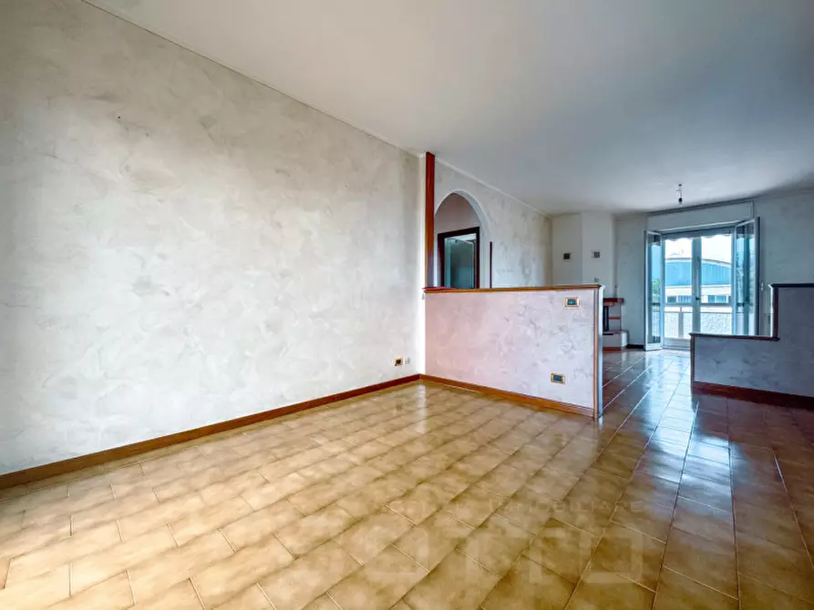 Immagine 6 di Appartamento in vendita  in via circonvallazione  20 a Momo