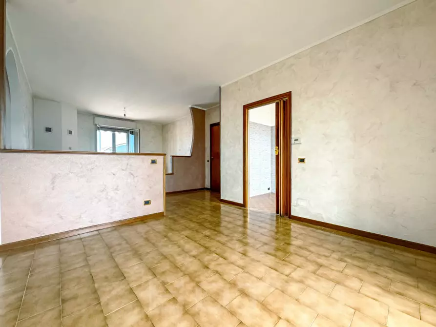 Immagine 7 di Appartamento in vendita  in via circonvallazione  20 a Momo