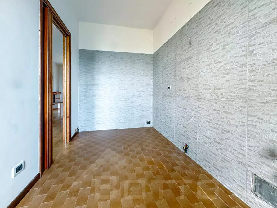 Immagine 10 di Appartamento in vendita  in via circonvallazione  20 a Momo