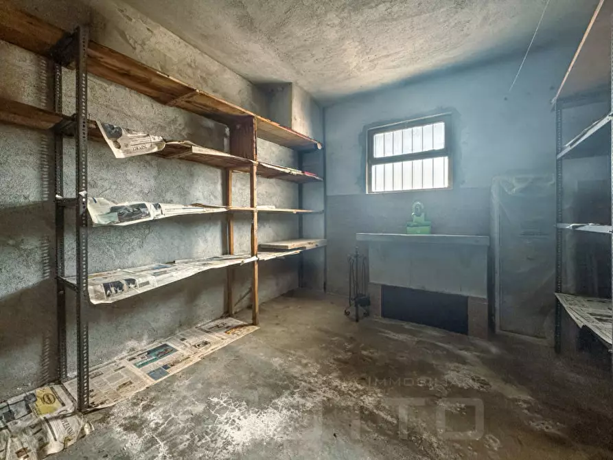 Immagine 27 di Appartamento in vendita  in via circonvallazione  20 a Momo