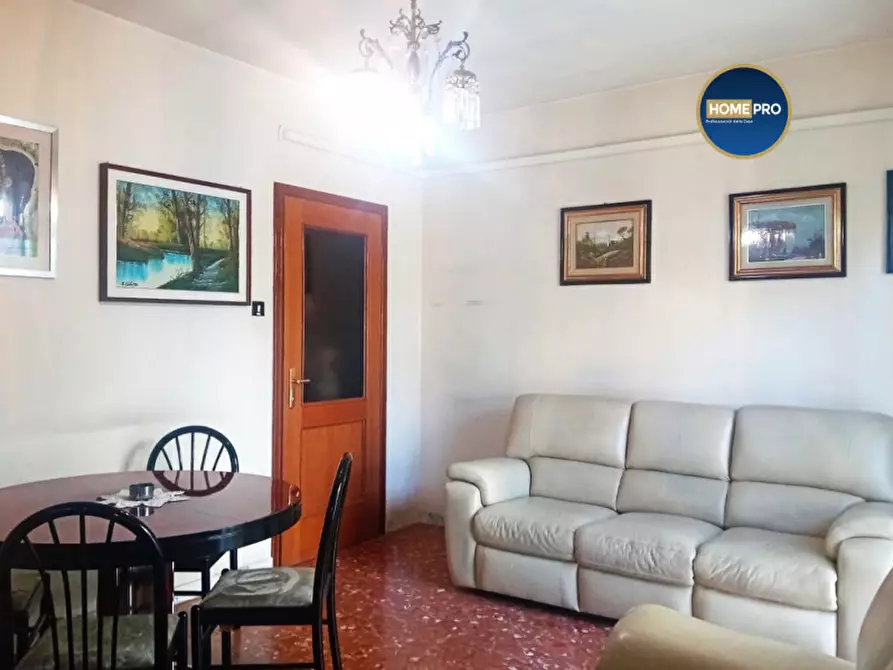 Immagine 5 di Appartamento in vendita  in via Enrico Mazzoccolo a Roma