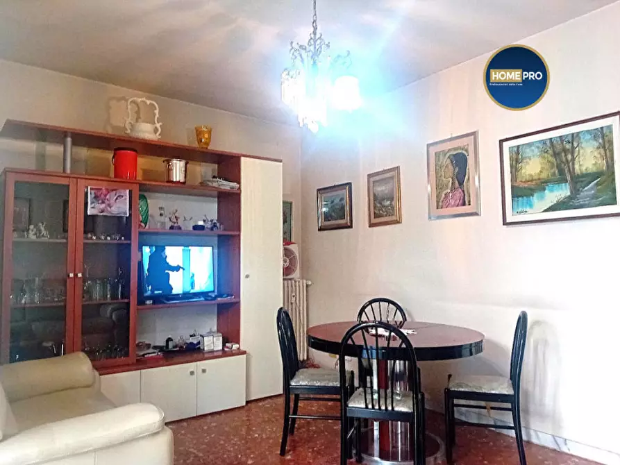 Immagine 6 di Appartamento in vendita  in via Enrico Mazzoccolo a Roma