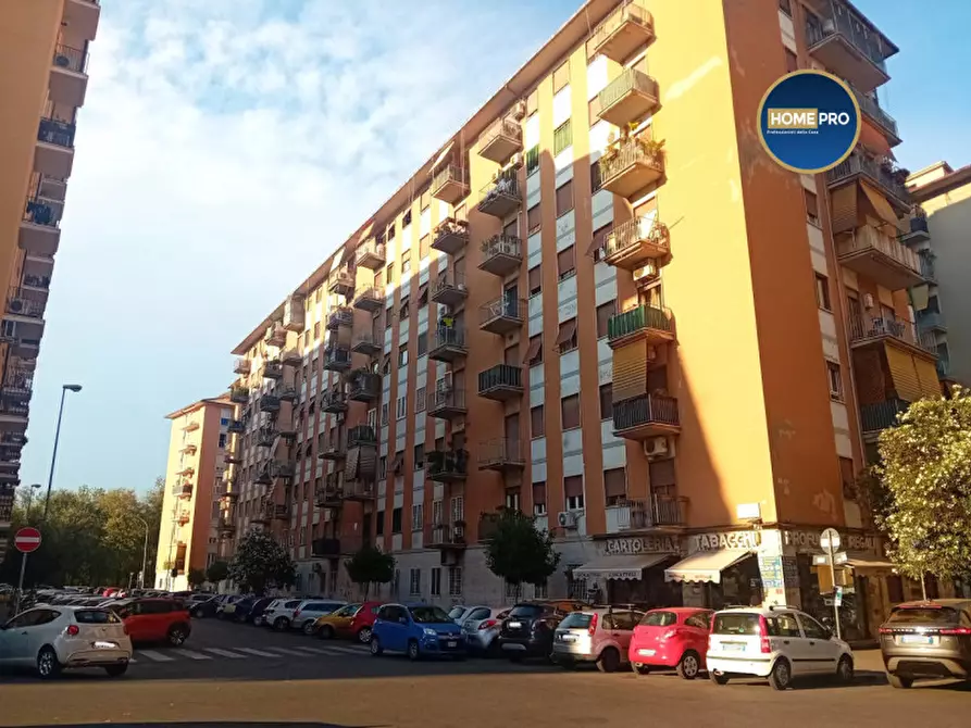 Immagine 28 di Appartamento in vendita  in via Enrico Mazzoccolo a Roma