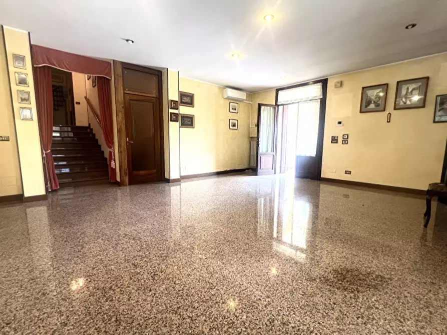 Immagine 4 di Casa bifamiliare in vendita  in Via Papa Pio X 3 a Campo San Martino