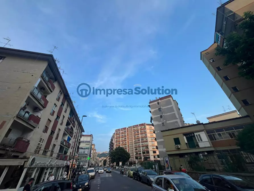 Immagine 1 di Attività commerciale in vendita  in Via Giacomo Leopardi a Napoli