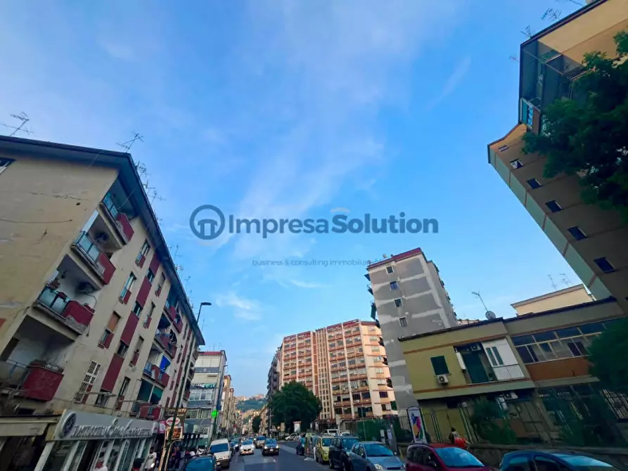 Immagine 2 di Attività commerciale in vendita  in Via Giacomo Leopardi a Napoli