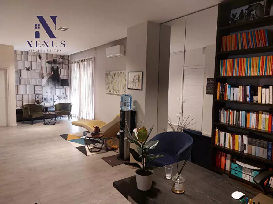 Immagine 8 di Ufficio in affitto  in Via Galantara 2 a Fano