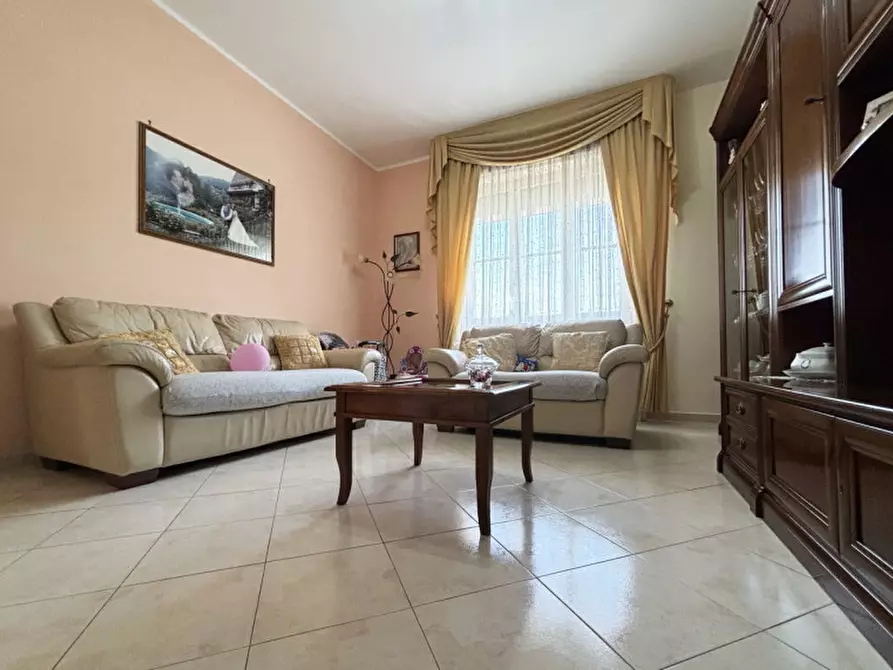 Immagine 1 di Appartamento in vendita  in Via Dominici, 7 a Colorno