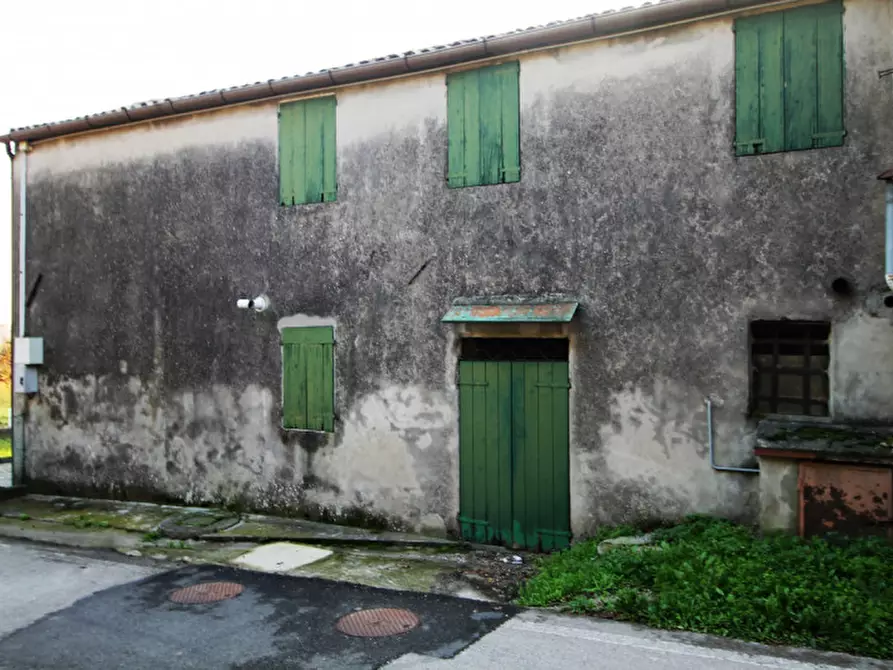 Immagine 11 di Rustico / casale in vendita  in VIA CANOVA a Galzignano Terme