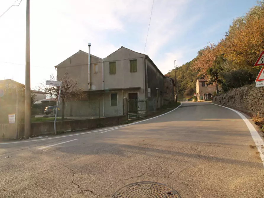 Immagine 18 di Rustico / casale in vendita  in VIA CANOVA a Galzignano Terme