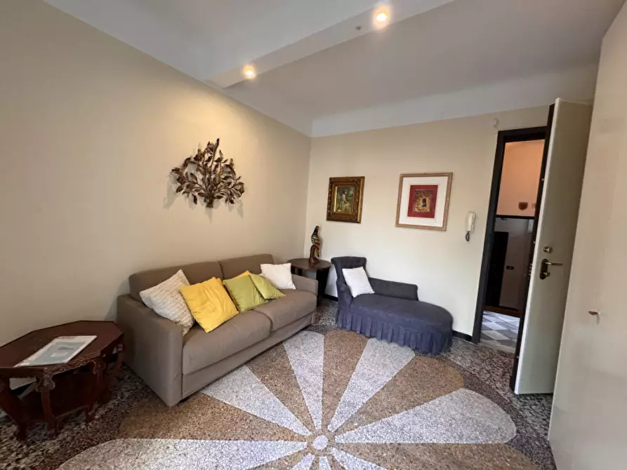 Immagine 10 di Appartamento in affitto  in via della maddalena a Genova
