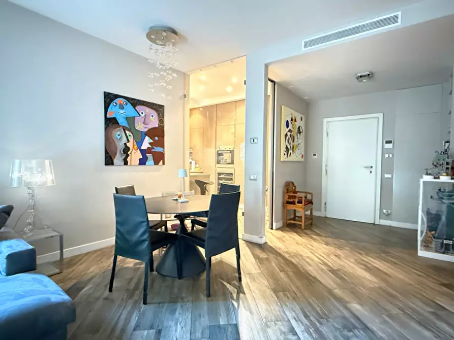 Immagine 4 di Appartamento in vendita  in Via Marco Besso a Roma