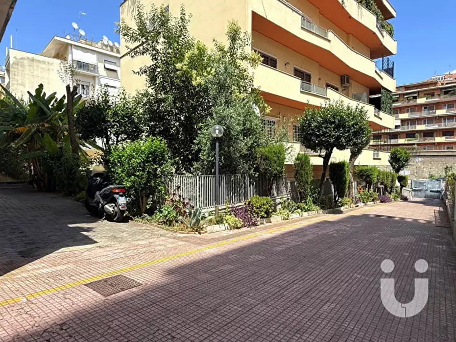 Immagine 28 di Appartamento in vendita  in Via Marco Besso a Roma