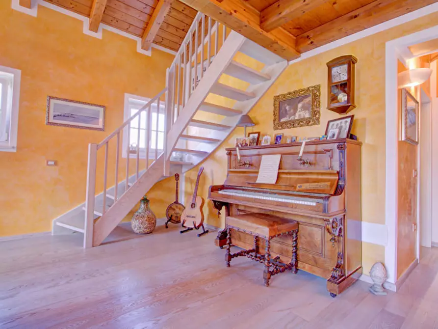 Immagine 34 di Villa in vendita  in VIA LAGOLO a Madruzzo