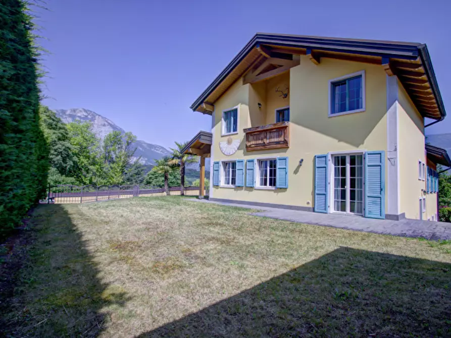 Immagine 43 di Villa in vendita  in VIA LAGOLO a Madruzzo