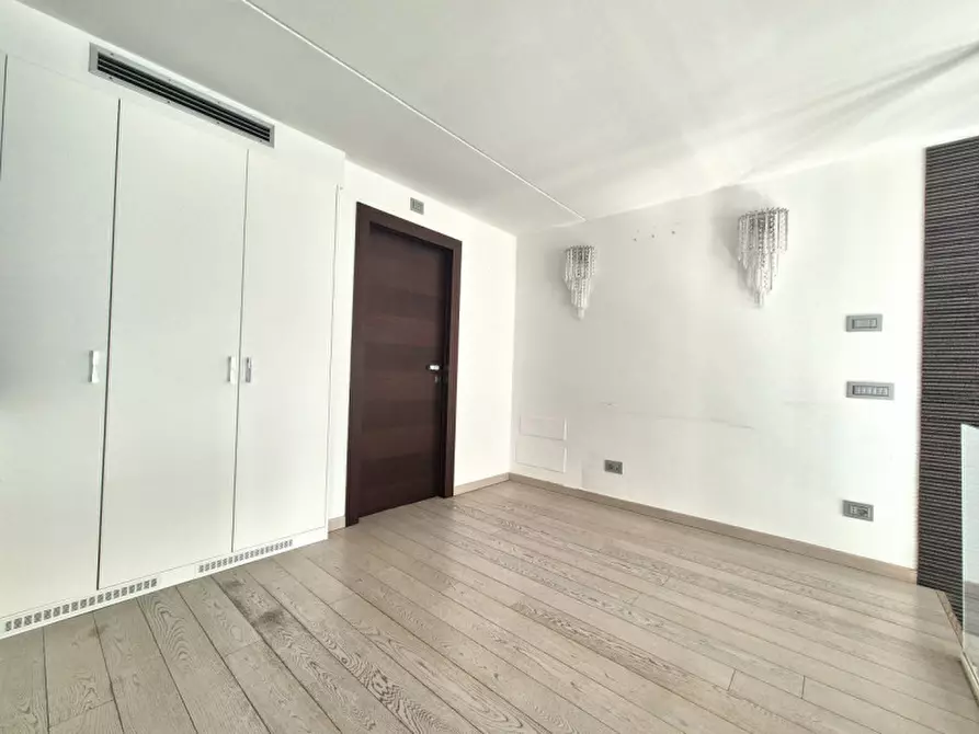 Immagine 15 di Appartamento in affitto  in Via Pompeo Mariani 4 a Milano