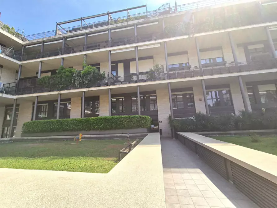 Immagine 26 di Appartamento in affitto  in Via Pompeo Mariani 4 a Milano