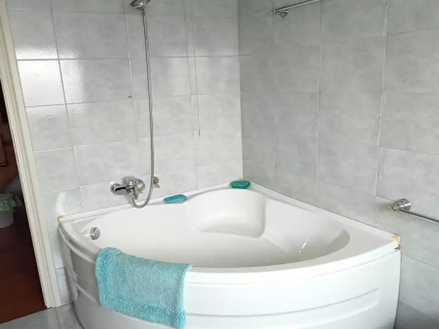 Immagine 13 di Attico in affitto  in VIA MATILDE SERAO a Cesena