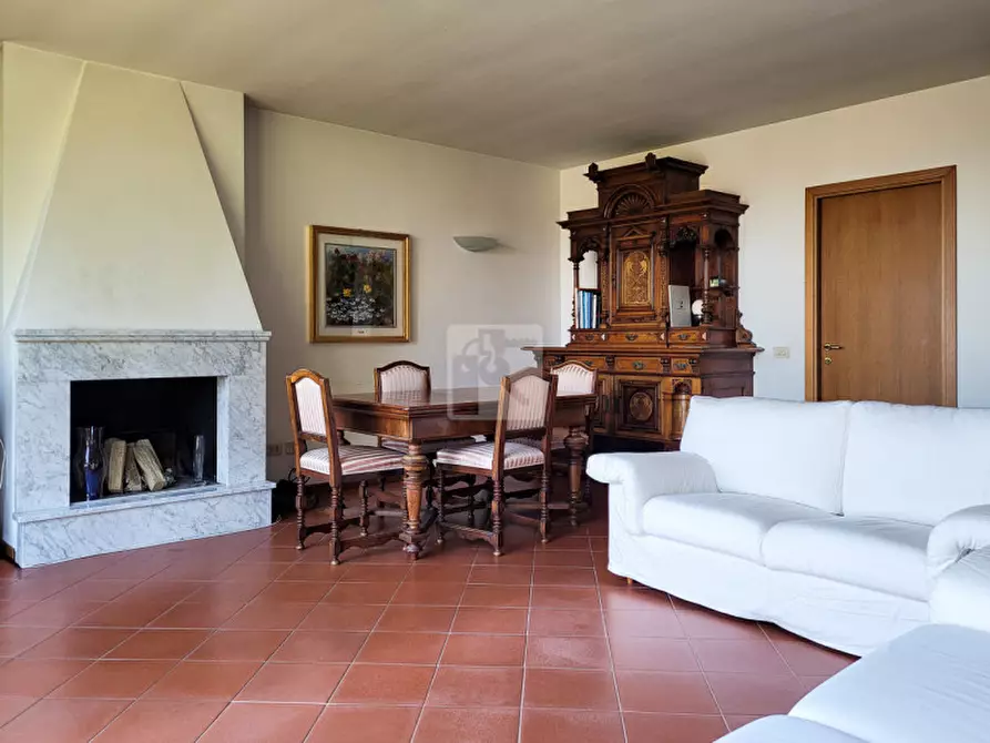 Immagine 13 di Appartamento in vendita  in Via Omodeo a Polpenazze Del Garda