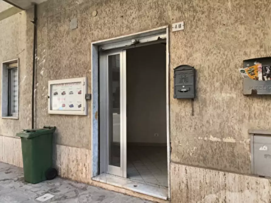 Immagine 1 di Ufficio in affitto  in VIA ADINOLFI a Eboli