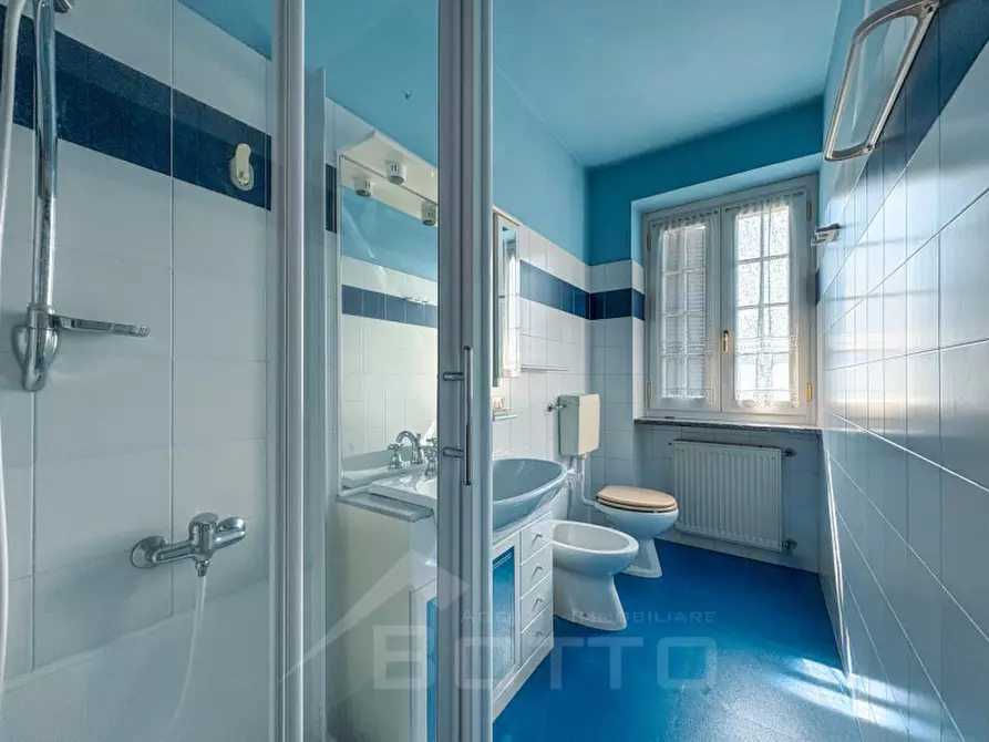 Immagine 11 di Appartamento in vendita  in viale luigi cadorna 44 a Armeno