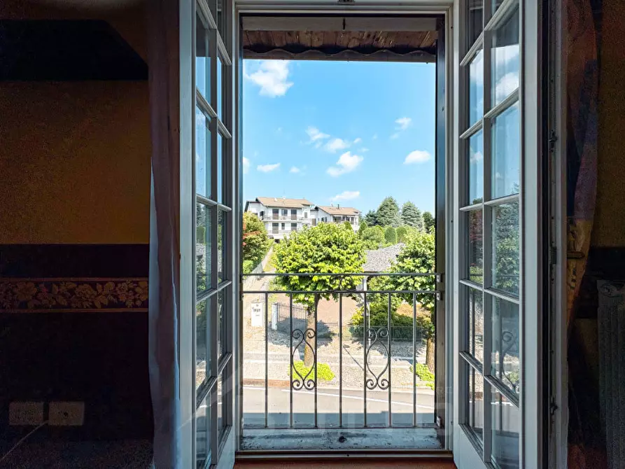 Immagine 17 di Appartamento in vendita  in viale luigi cadorna 44 a Armeno