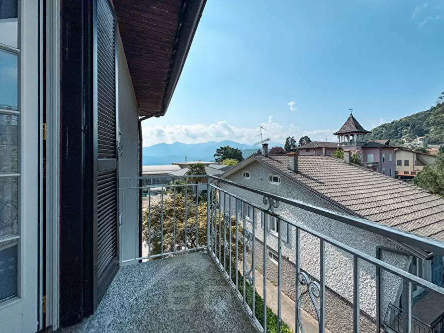 Immagine 18 di Appartamento in vendita  in viale luigi cadorna 44 a Armeno