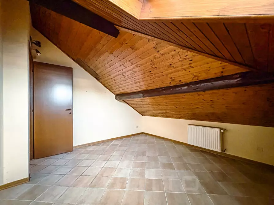 Immagine 25 di Appartamento in vendita  in viale luigi cadorna 44 a Armeno