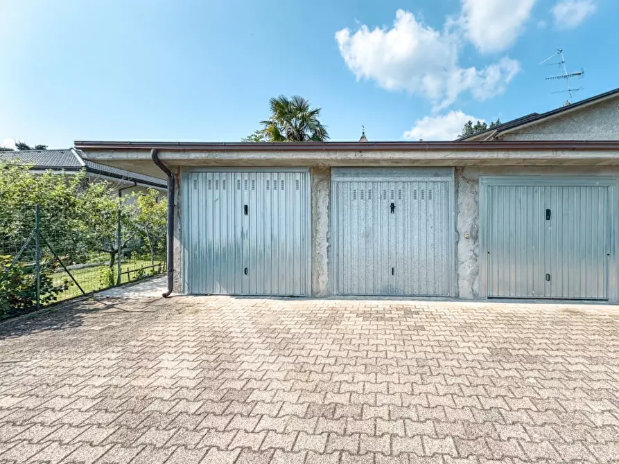 Immagine 32 di Appartamento in vendita  in viale luigi cadorna 44 a Armeno