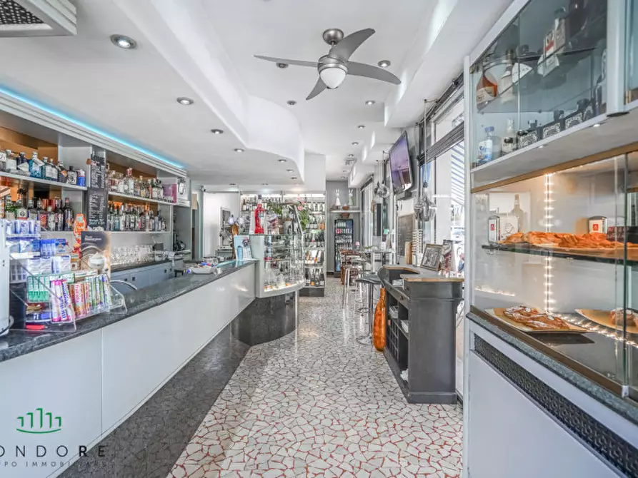 Immagine 8 di Attività commerciale in vendita  in Via Giuseppe Ruggi a Bologna