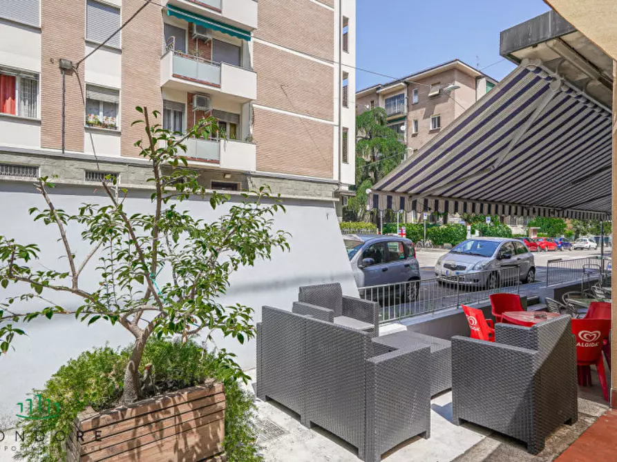 Immagine 27 di Attività commerciale in vendita  in Via Giuseppe Ruggi a Bologna