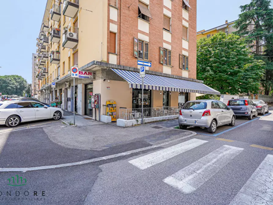 Immagine 39 di Attività commerciale in vendita  in Via Giuseppe Ruggi a Bologna