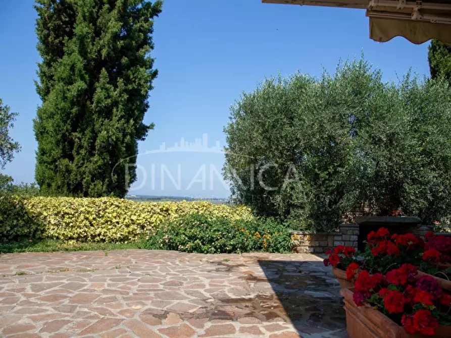 Immagine 12 di Casa trifamiliare in vendita  a Scarlino