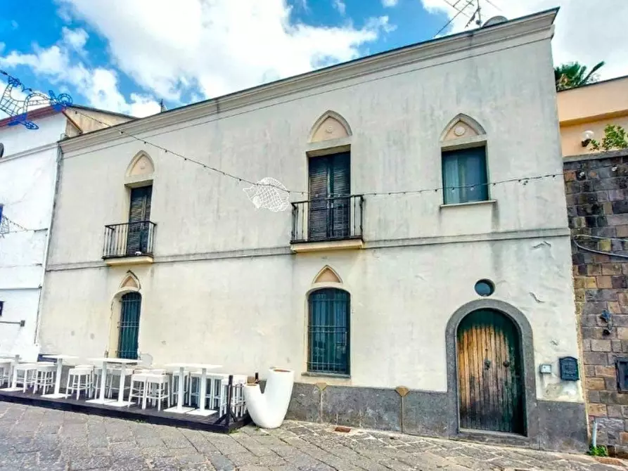 Immagine 1 di Villa in vendita  in Via Arcoleo, 26, 80069 Vico Equense NA, Italia a Vico Equense