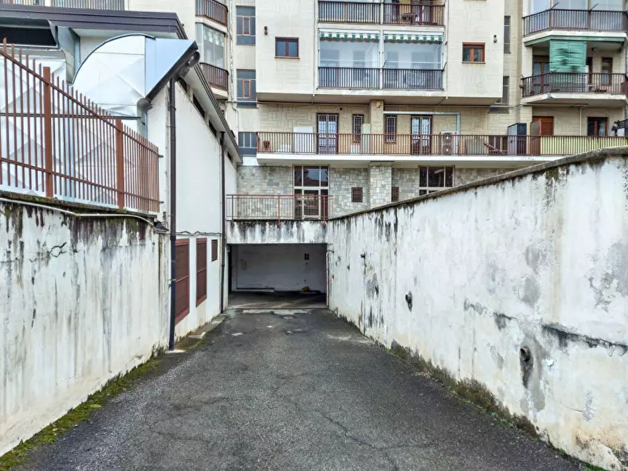 Immagine 11 di Magazzino in vendita  in Via Bolzano, Collegno TO, Italia a Collegno