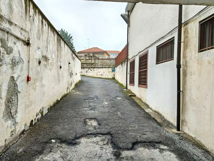 Immagine 12 di Magazzino in vendita  in Via Bolzano, Collegno TO, Italia a Collegno