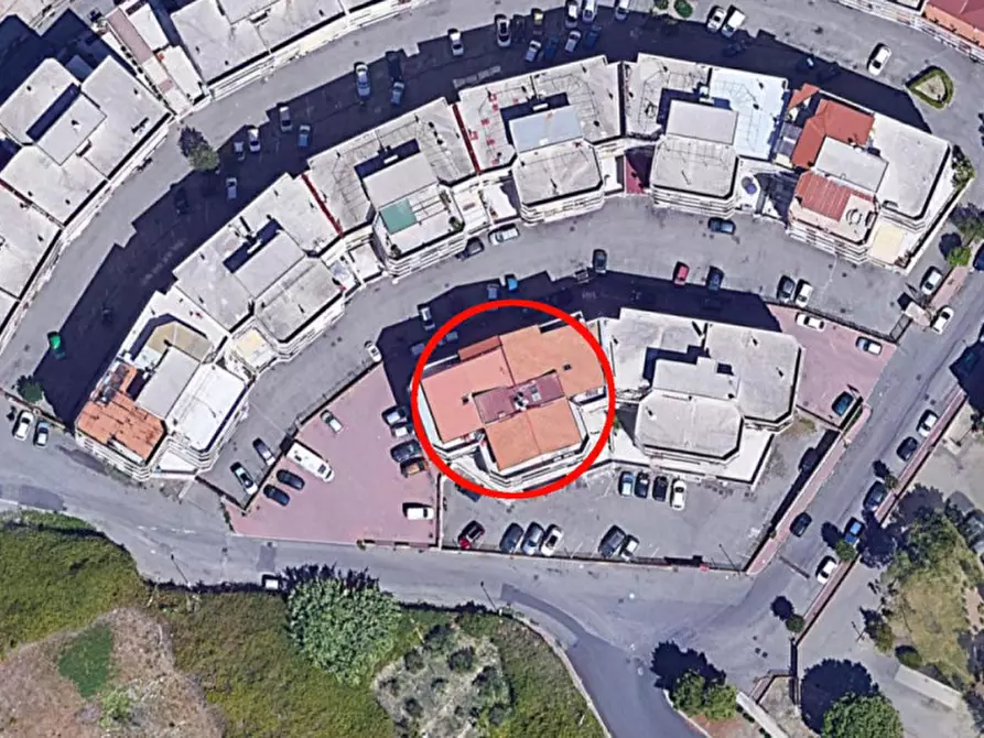 Immagine 15 di Negozio in vendita  in Via Ernesto Cianciolo, 98145 Messina ME, Italia a Messina