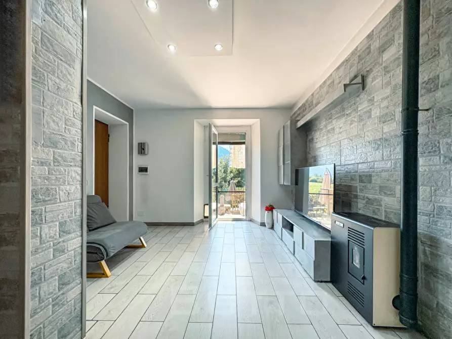 Immagine 4 di Casa indipendente in vendita  in Via Quarantadue Martiri a Verbania