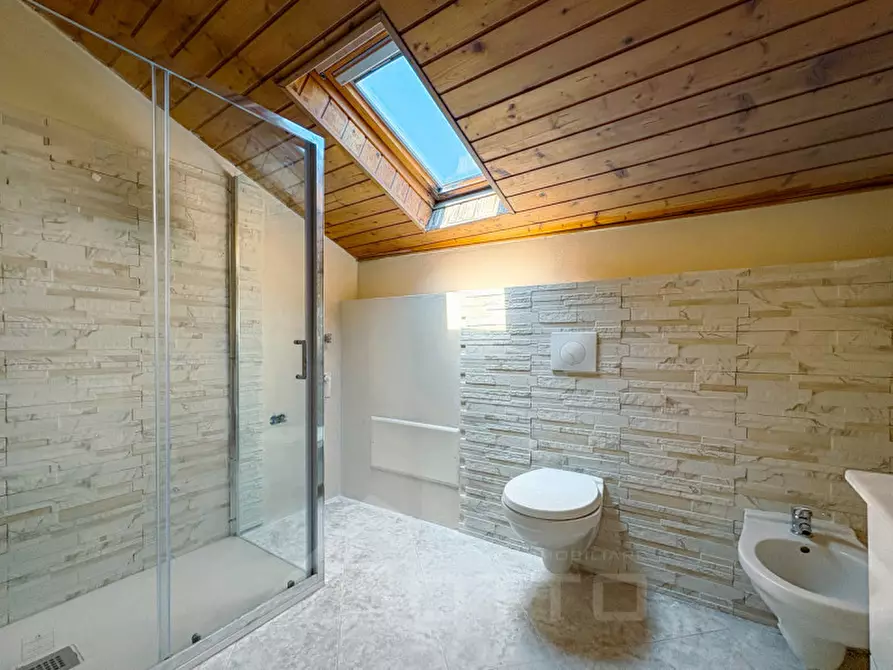 Immagine 21 di Casa indipendente in vendita  in Via Quarantadue Martiri a Verbania