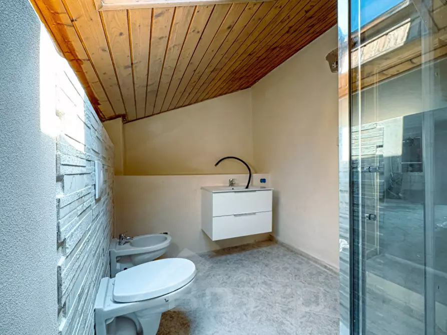 Immagine 22 di Casa indipendente in vendita  in Via Quarantadue Martiri a Verbania