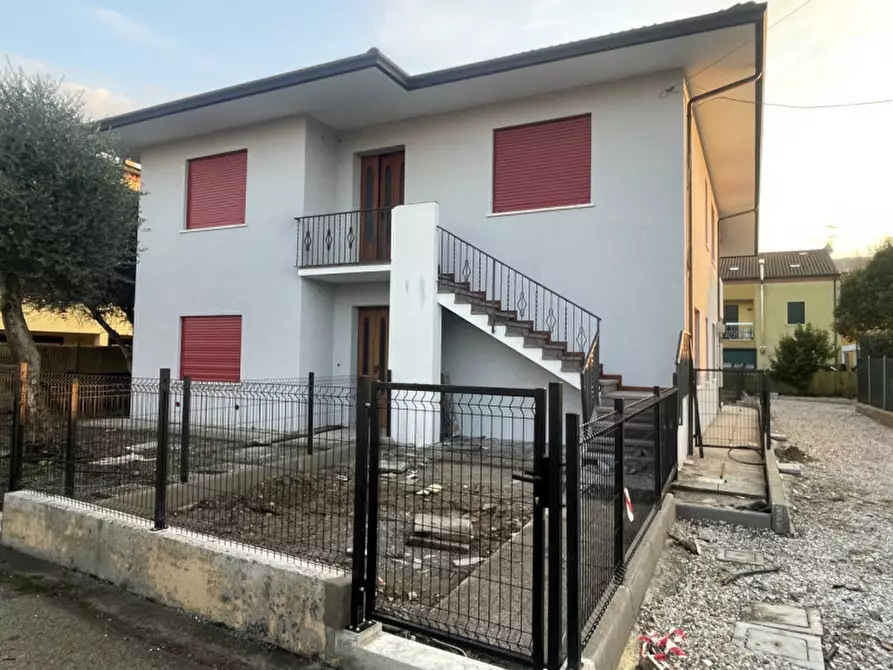 Immagine 1 di Appartamento in vendita  in Via Caposeda a Montegrotto Terme