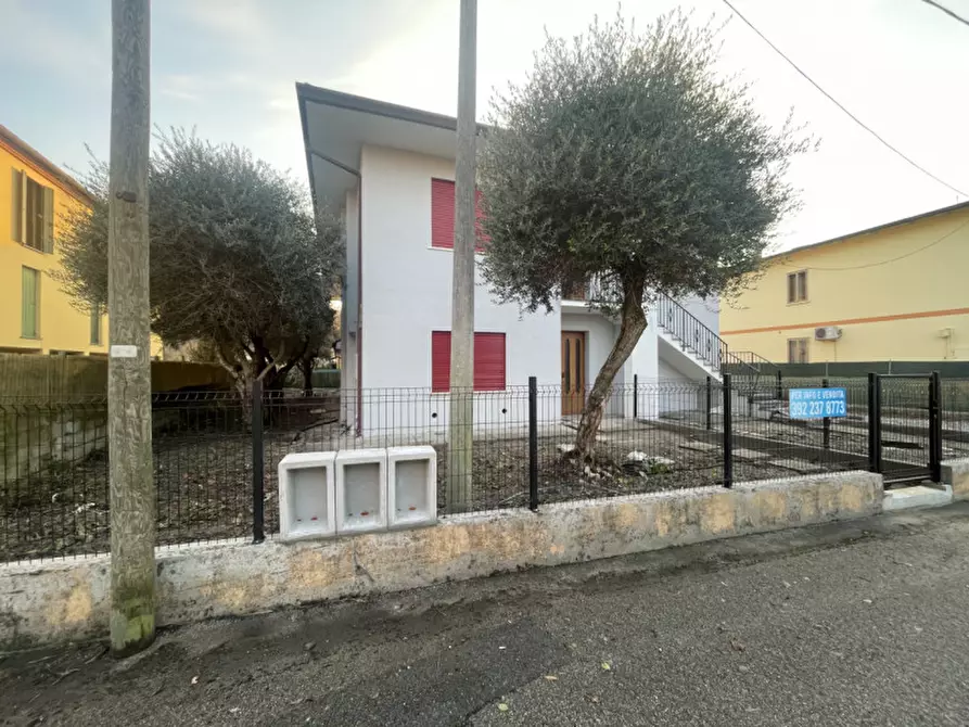 Immagine 2 di Appartamento in vendita  in Via Caposeda a Montegrotto Terme