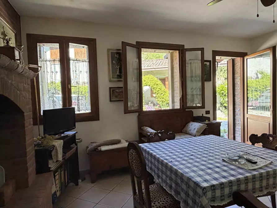 Immagine 27 di Villetta a schiera in vendita  in Via Cengolina a Galzignano Terme