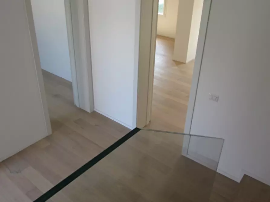 Immagine 21 di Villetta a schiera in vendita  a Camisano Vicentino