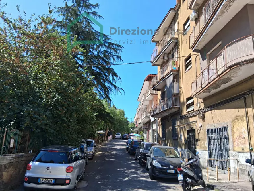 Immagine 3 di Appartamento in vendita  in Via F. Provenzale a Napoli