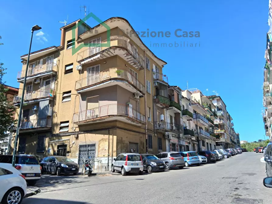 Immagine 4 di Appartamento in vendita  in Via F. Provenzale a Napoli