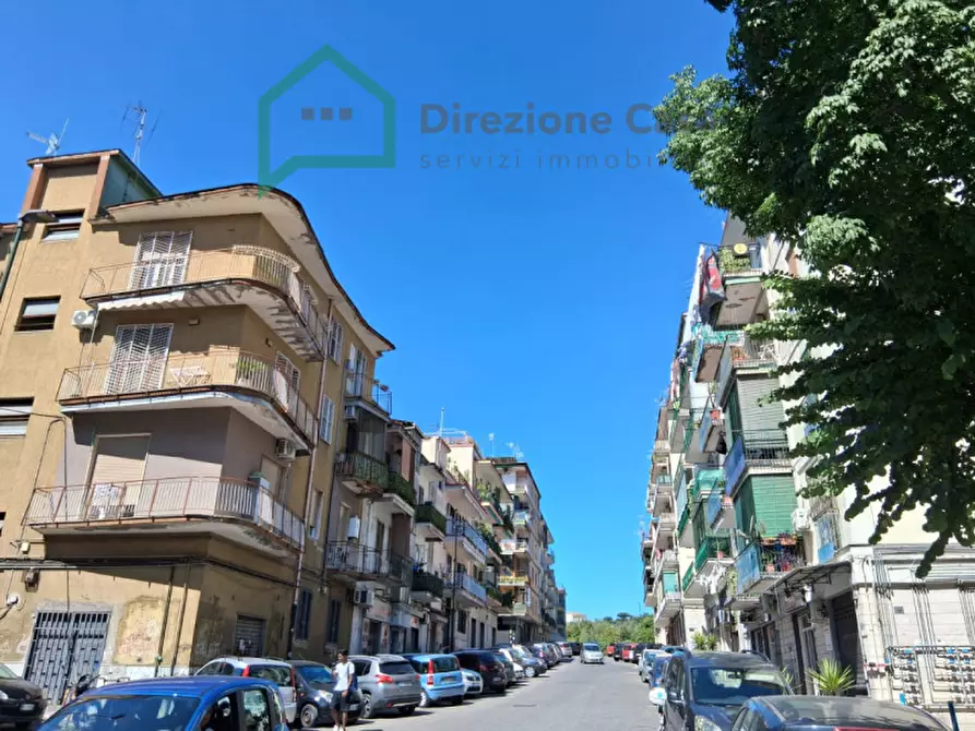 Immagine 5 di Appartamento in vendita  in Via F. Provenzale a Napoli