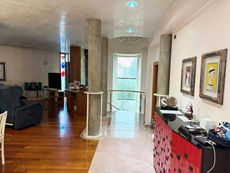 Immagine 9 di Villa in vendita  a Saccolongo